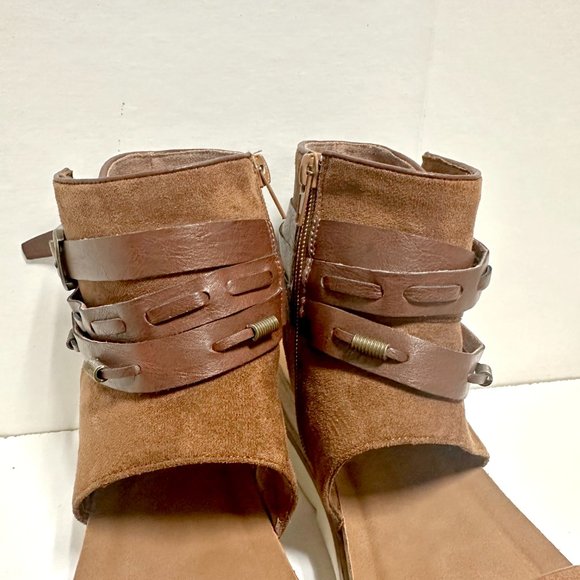 Pierre Dumas Size 8.5 Brown Sandals - Picture 4 of 9